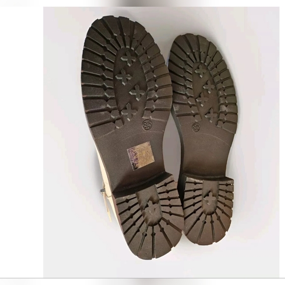 Tinstree Womens White Ankle Party Boots Bootie Zipper Buckle Size 8.5 - Picture 7 of 7